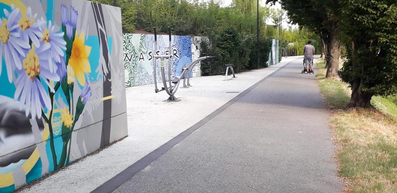 Ampio APPARTAMENTO VICINO AL CENTRO DI TREVISO, PARCHEGGIO GRATUITO Exterior foto